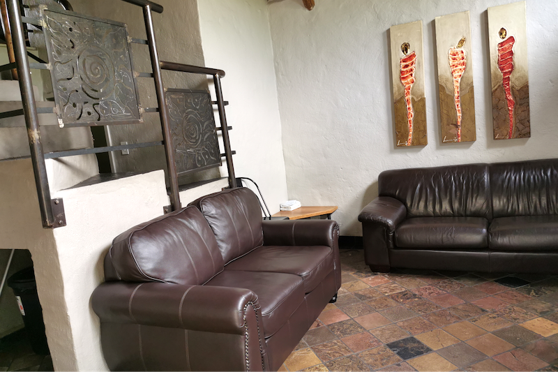 Umuzi Lodge Accommodation 6 Sleeper - Lounge